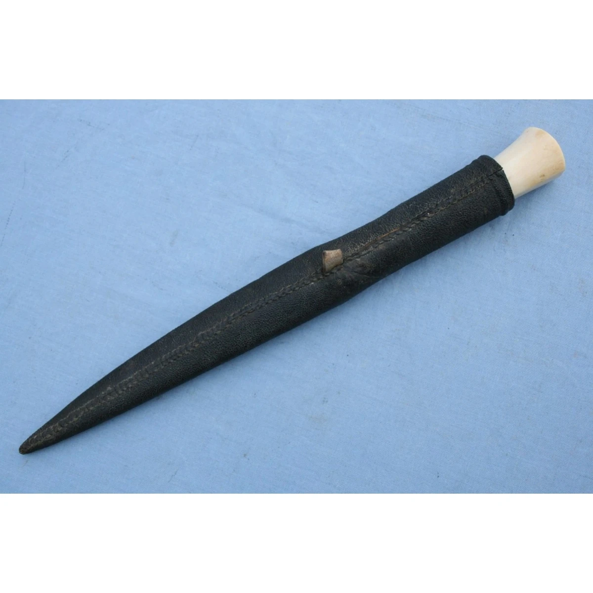 A Persian dagger kard
