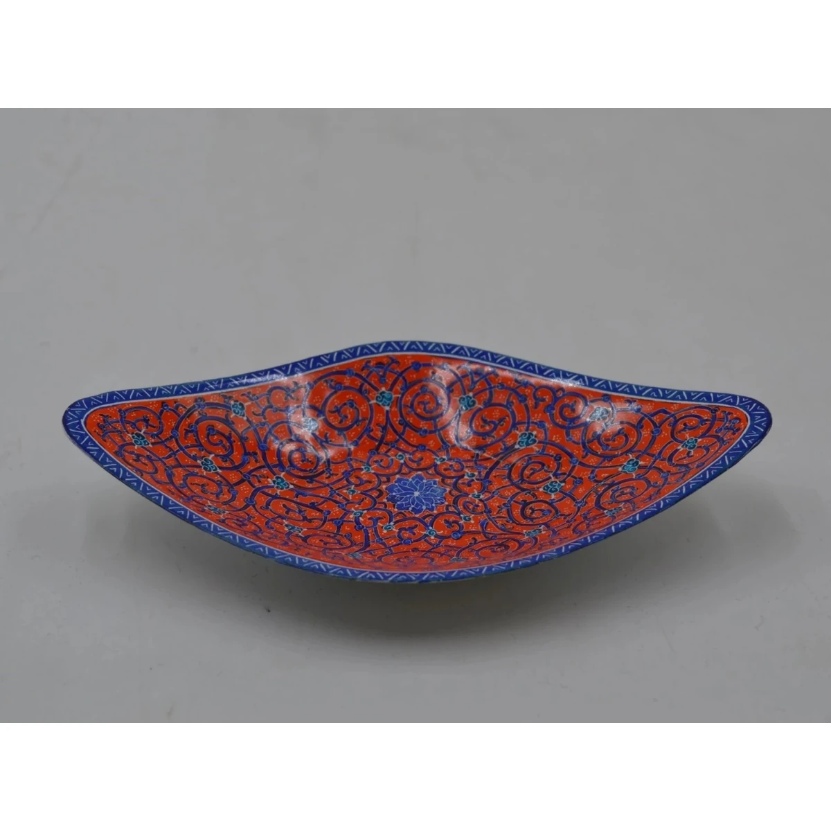 Boat shaped footed bowl